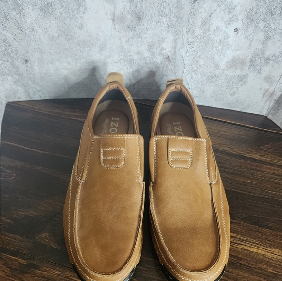 Mens Izod Forman Loafer Memory Foam Faux Leather  9M - Picture 3 of 8